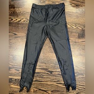 FOREVER 21‎ Black Faux Leather High Rise Leggings Women’s Size Medium